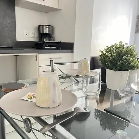 Апартаменты Royale Elegance, Proche Paris La Defense